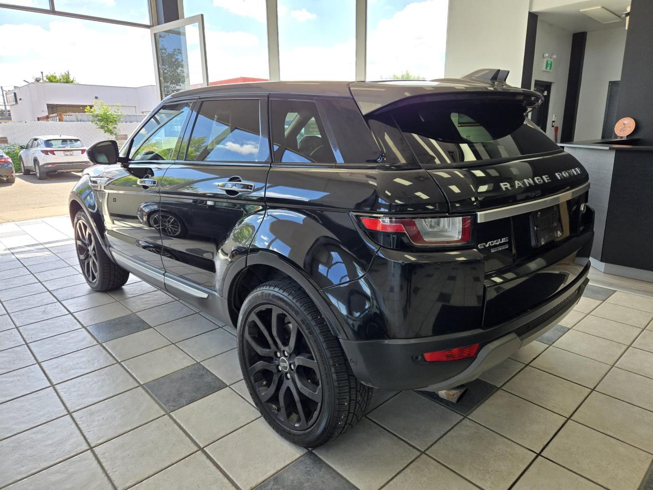 2016 Land Rover Range Rover Evoque HSE | ALL CREDIT ACCEPTED!! - Photo #5
