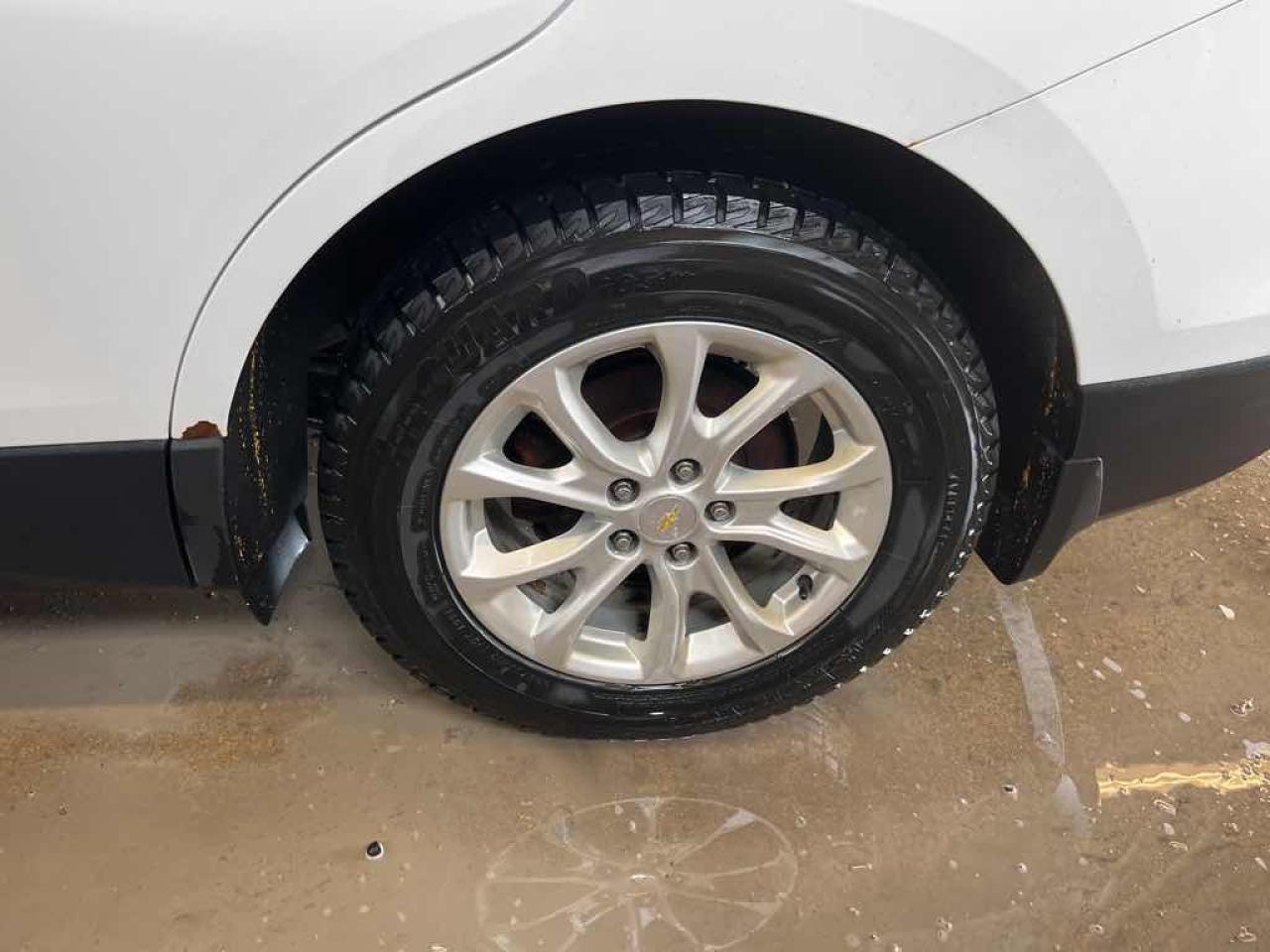 2018 Chevrolet Equinox LS - Photo #16