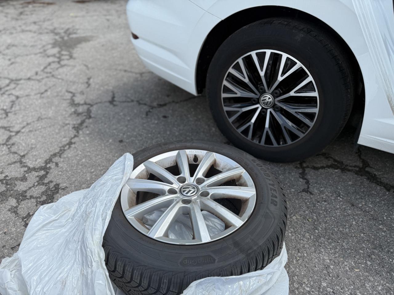 2019 Volkswagen Jetta 1.4T SEL 8A - Photo #5