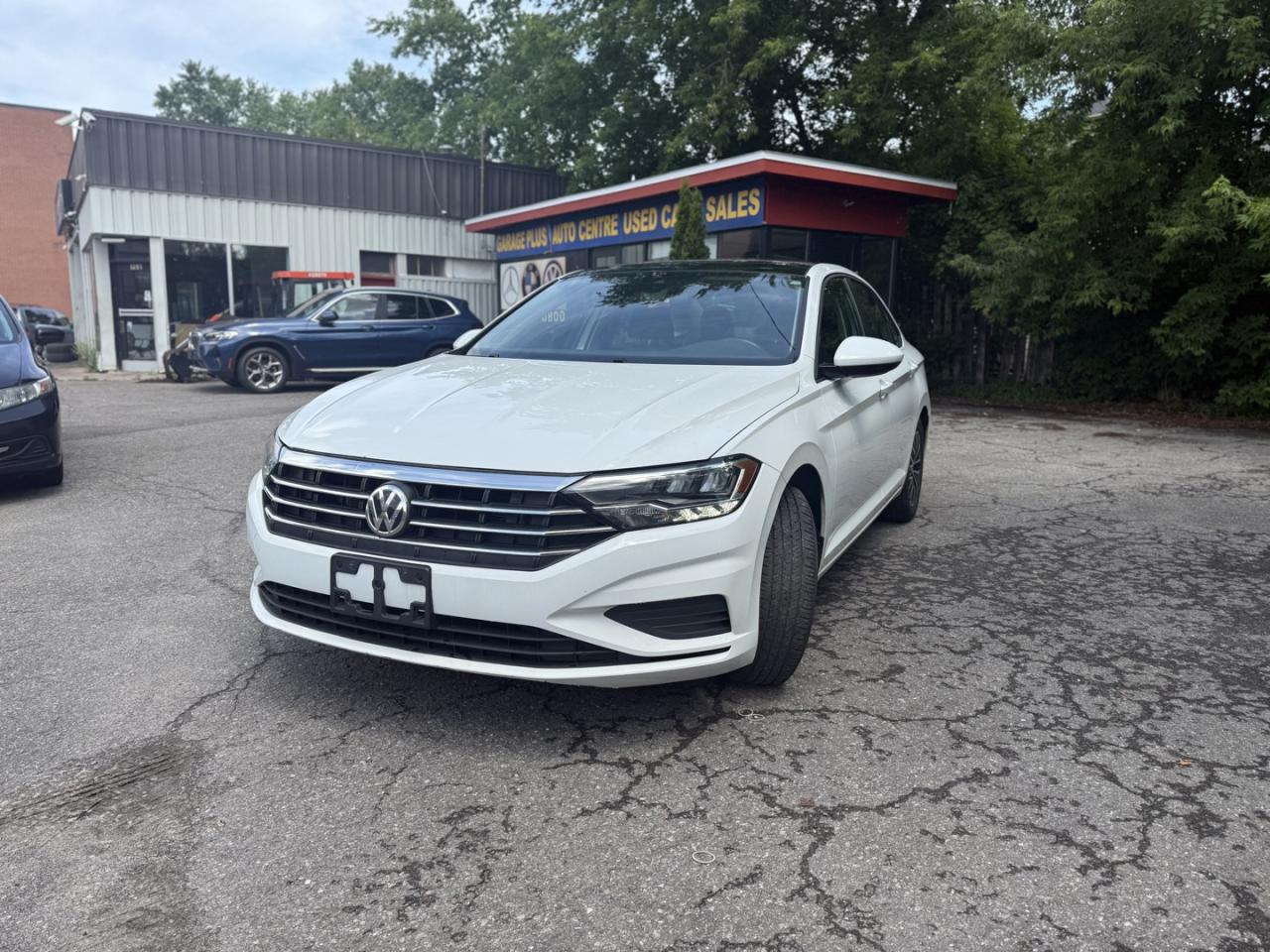2019 Volkswagen Jetta 1.4T SEL 8A - Photo #2