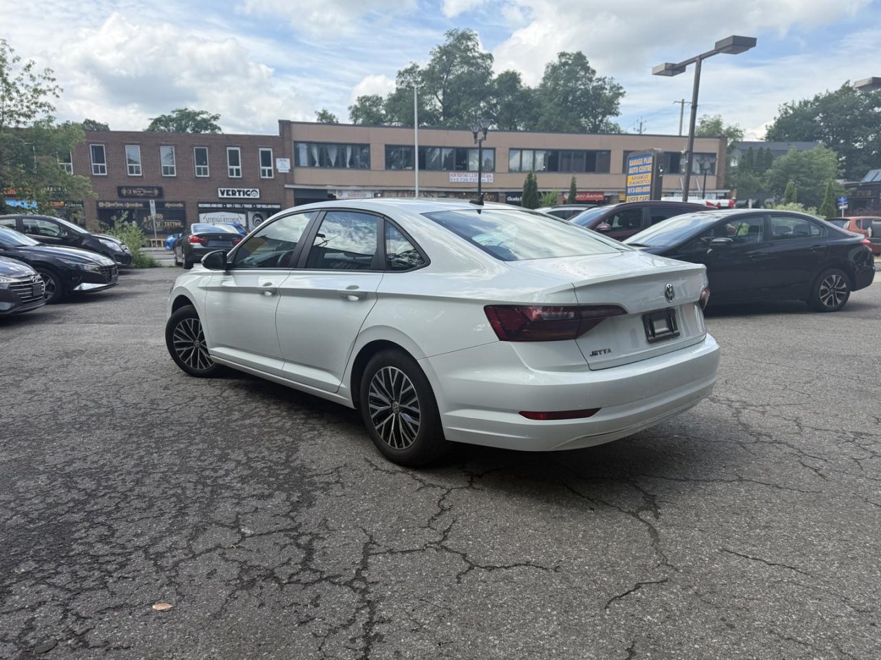 2019 Volkswagen Jetta 1.4T SEL 8A - Photo #3