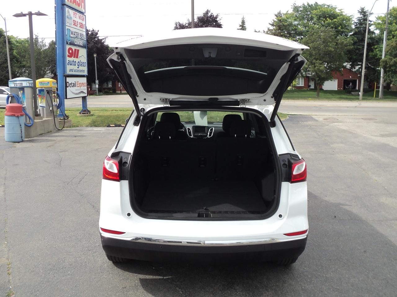 2019 Chevrolet Equinox LT AWD 1.5L4cylGas HeatedSeats BackUpCam - Photo #8