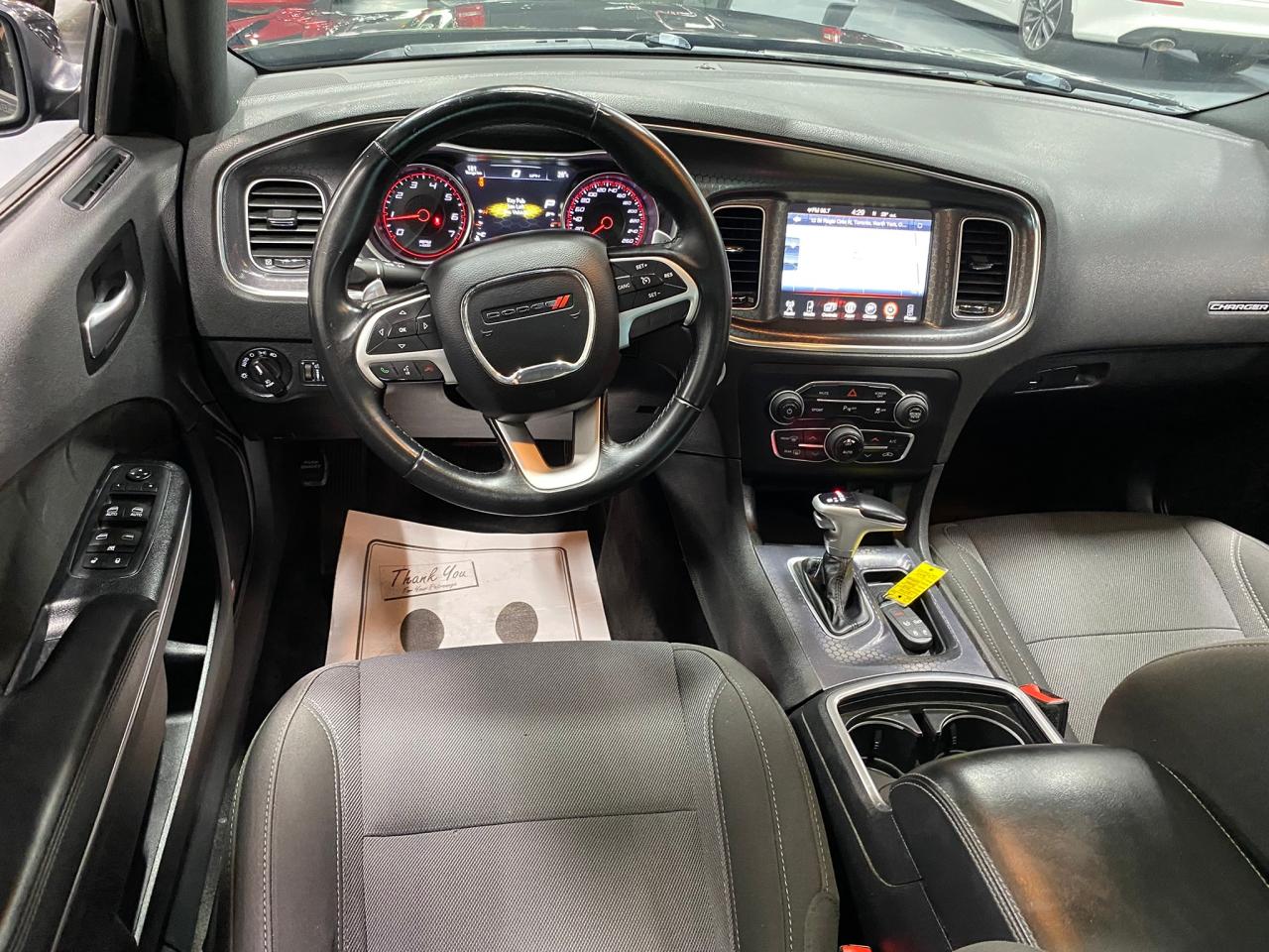 2017 Dodge Charger SXT - Photo #10