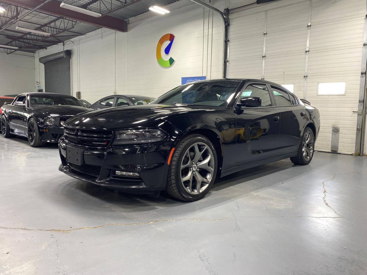 Used 2017 Dodge Charger SXT for sale in North York, ON