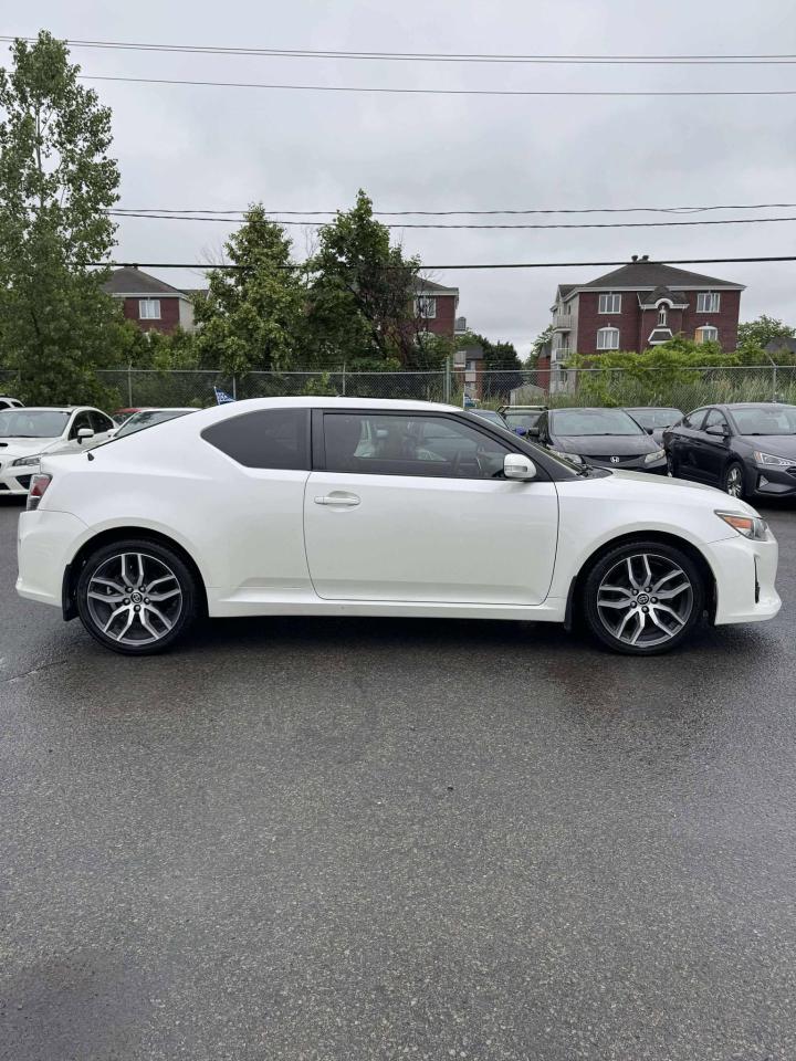 2016 Scion tC  - Photo #3