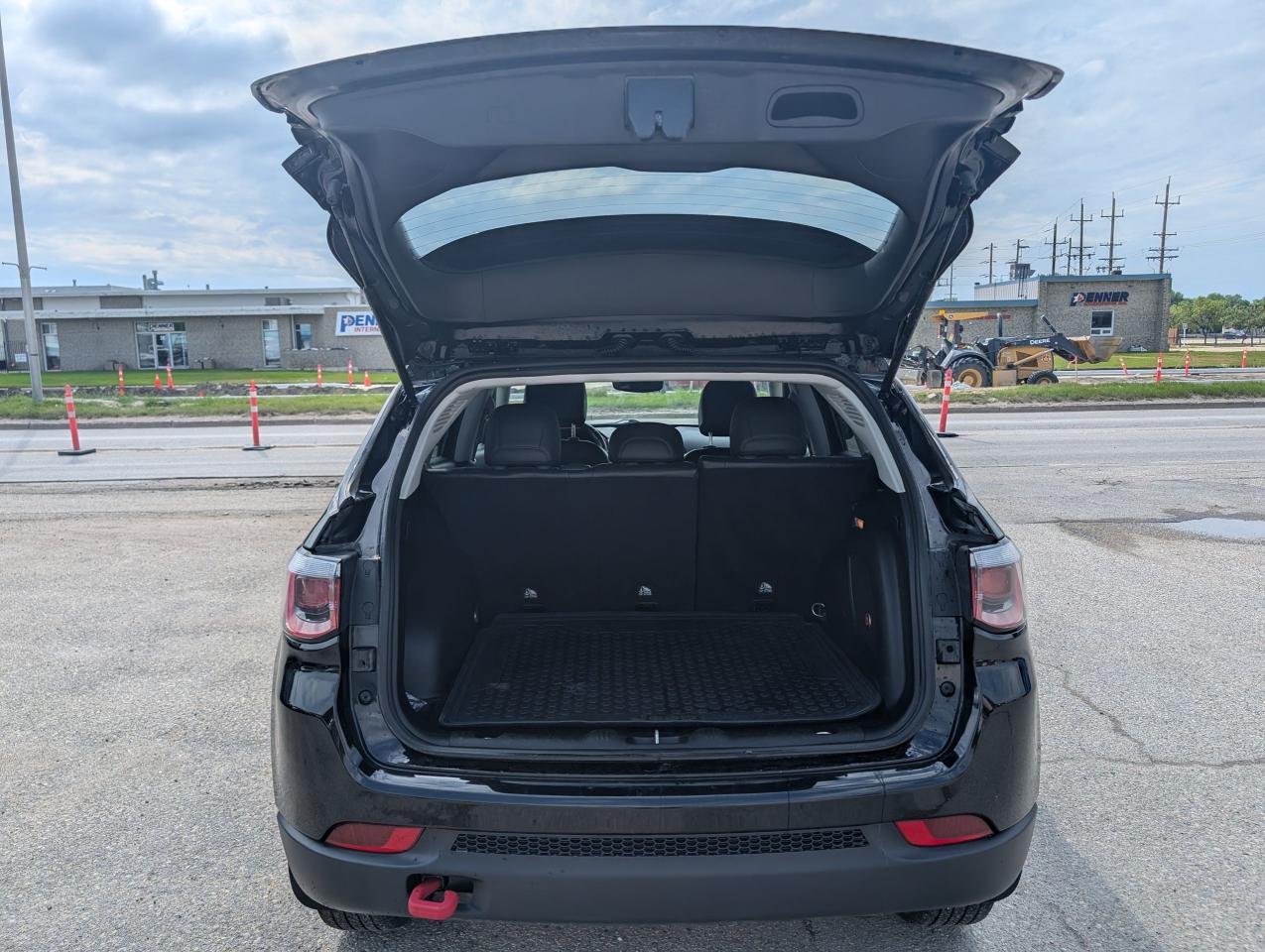 2018 Jeep Compass Trailhawk | NAV | Htd Steering | MB Vehicle - Photo #5