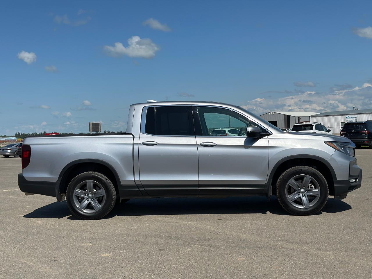2021 Honda Ridgeline Touring Awd Photo3