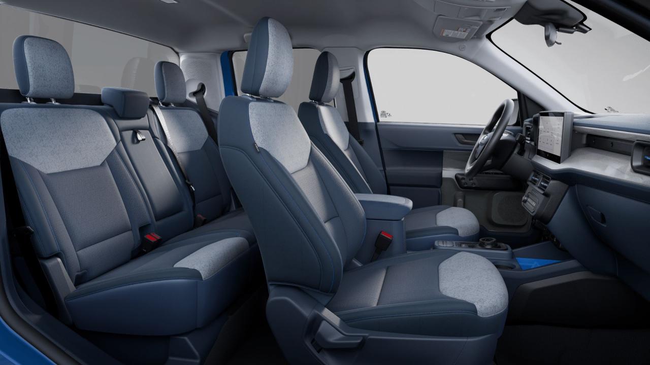 2025 Ford Maverick XLT AWD SuperCrew Photo5
