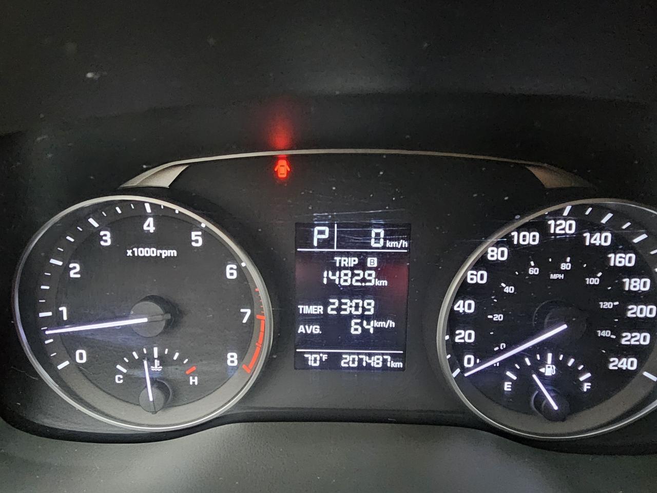 2018 Hyundai Elantra LE Auto, Auto, Bluetooth, A/C, Accident Free - Photo #12