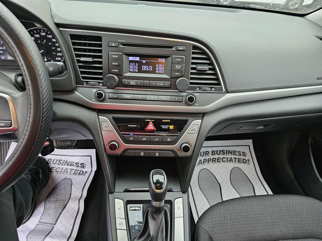 2018 Hyundai Elantra LE Auto, Auto, Bluetooth, A/C, Accident Free - Photo #13