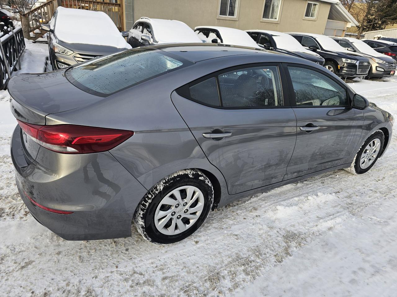 2018 Hyundai Elantra LE Auto, Auto, Bluetooth, A/C, Accident Free Photo2