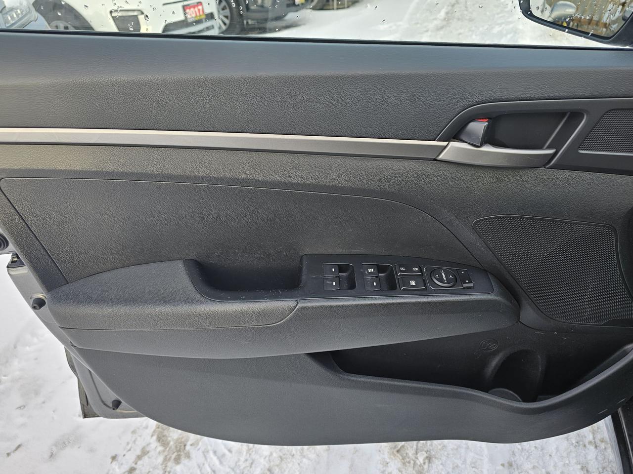 2018 Hyundai Elantra LE Auto, Auto, Bluetooth, A/C, Accident Free Photo