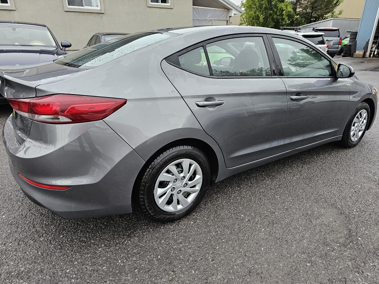 2018 Hyundai Elantra LE Auto, Auto, Bluetooth, A/C, Accident Free Photo3