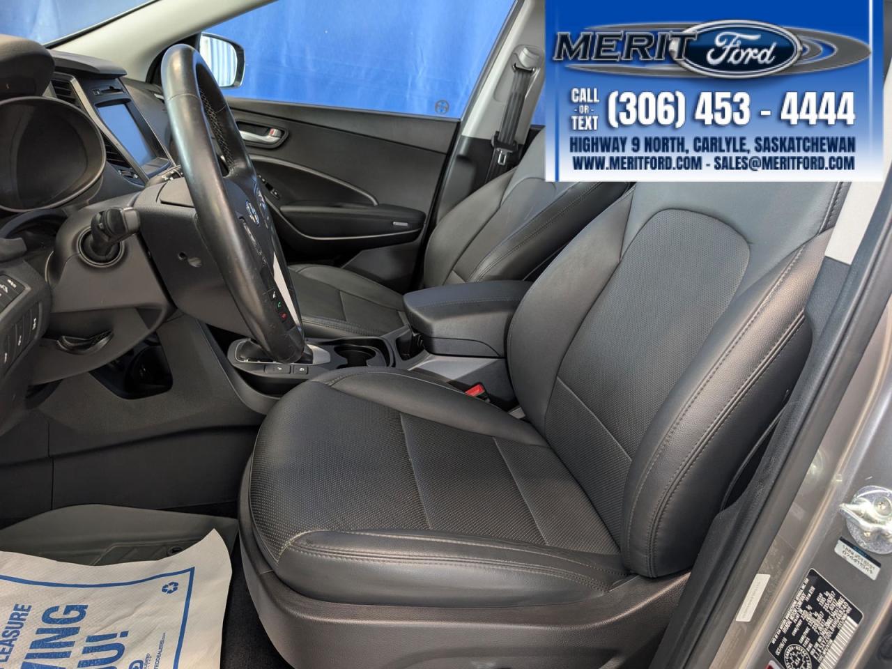 2017 Hyundai Santa Fe Sport Luxury - AWD, Heated + Photo5