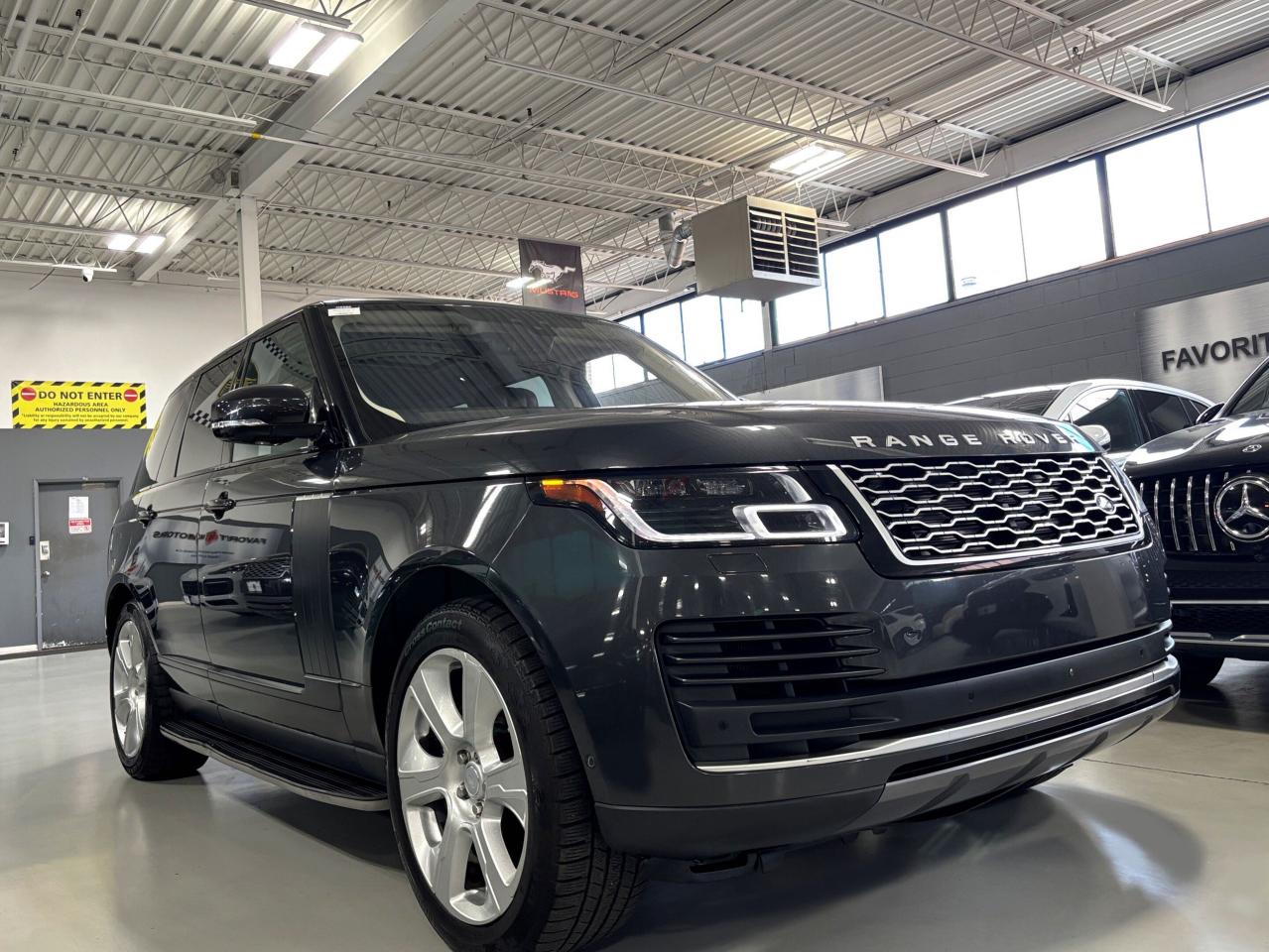 2020 Land Rover Range Rover P525 HSE|V8SUPERCHARGED|NAV|RECLINE|MERIDIAN|+++ - Photo #2