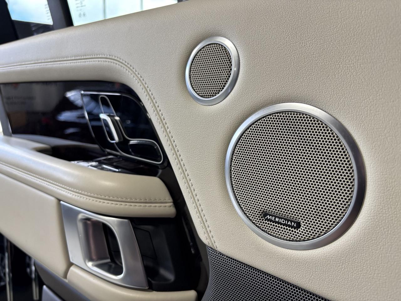 2020 Land Rover Range Rover P525 HSE|V8SUPERCHARGED|NAV|RECLINE|MERIDIAN|+++ - Photo #11