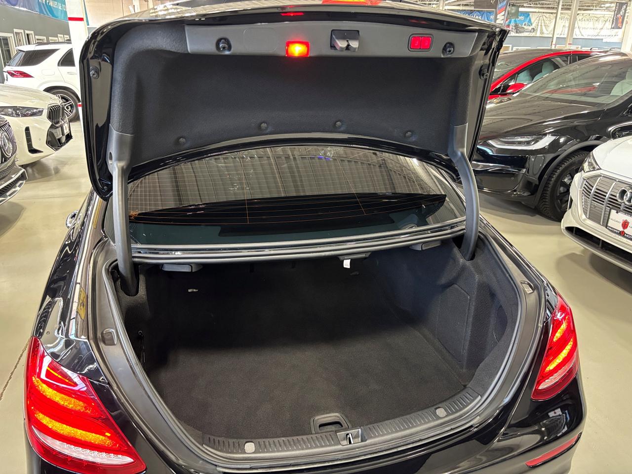 2019 Mercedes-Benz E-Class E63 S AMG|V8BITURBO|4MATIC+|NAV|MASSAGE|CARBON|HUD - Photo #13