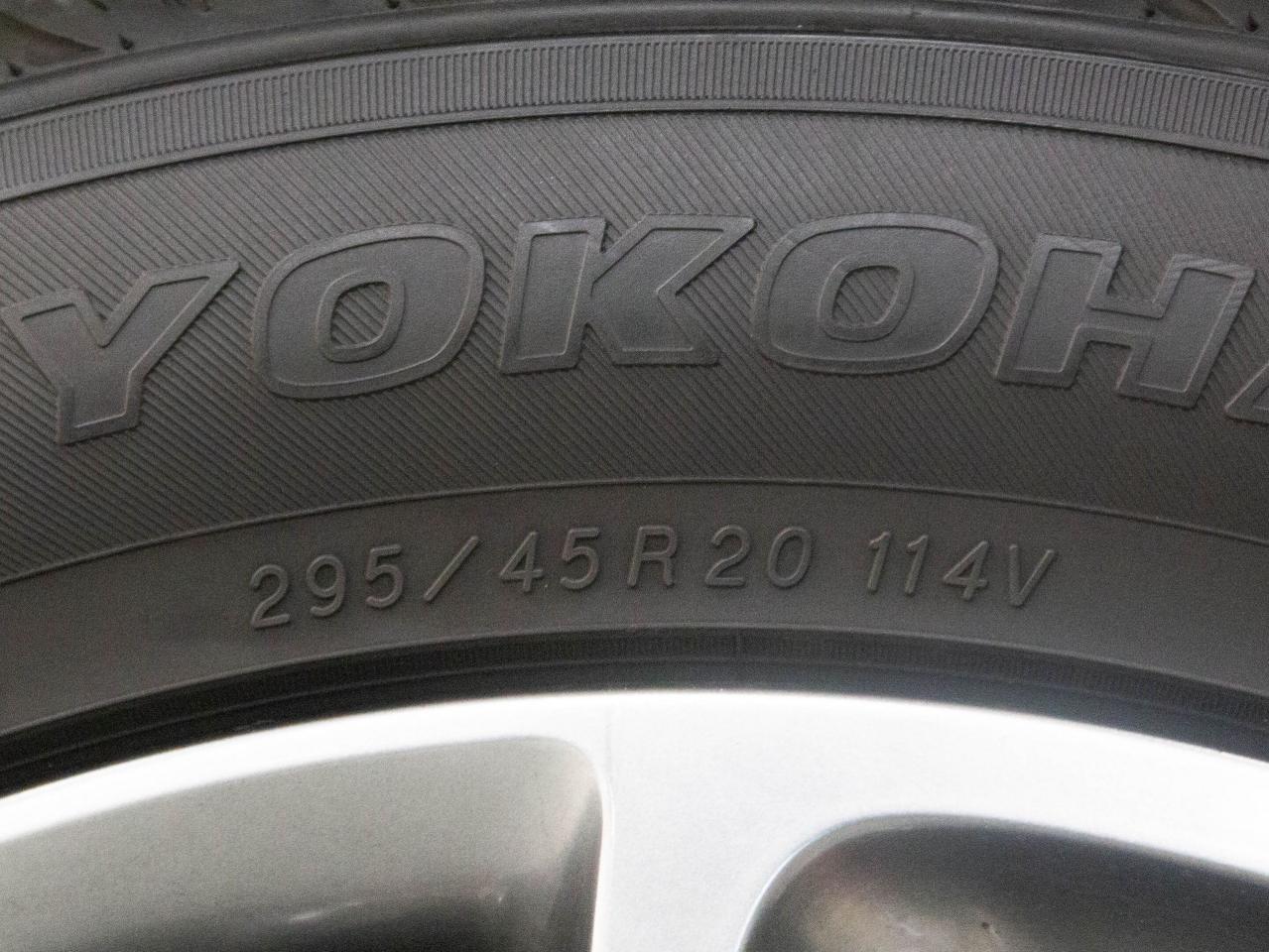 12728076