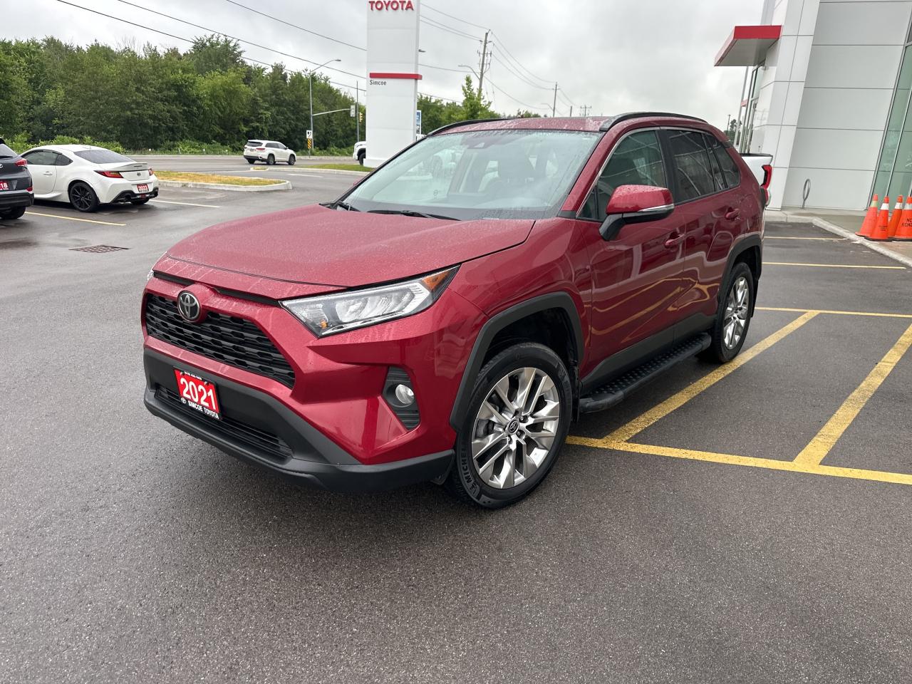 Used 2021 Toyota RAV4 XLE for sale in Simcoe, ON
