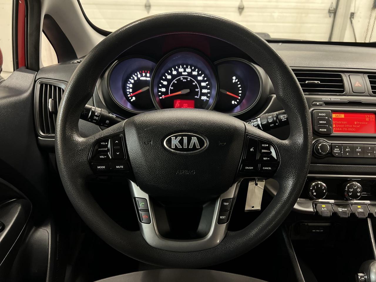 2013 Kia Rio5 HATCH| HTD SEATS| AUTO| ONLY 92,000KMS| BLUETOOTH Photo