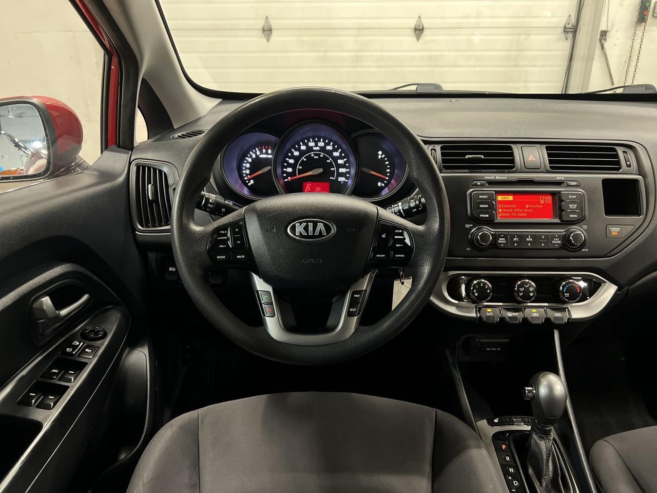 2013 Kia Rio5 HATCH| HTD SEATS| AUTO| ONLY 92,000KMS| BLUETOOTH Photo