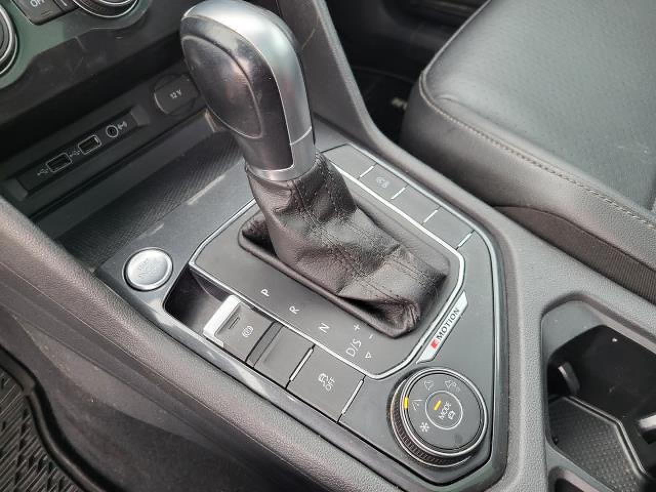 2018 Volkswagen Tiguan COMFORTLINE Photo