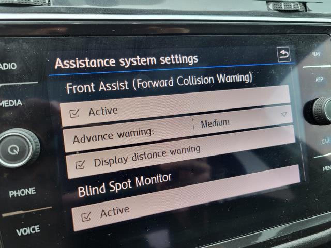 2018 Volkswagen Tiguan COMFORTLINE Photo