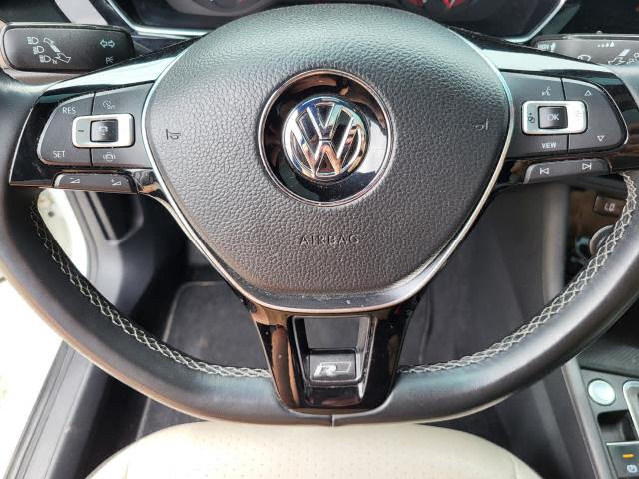 2019 Volkswagen Jetta RLINE Photo34