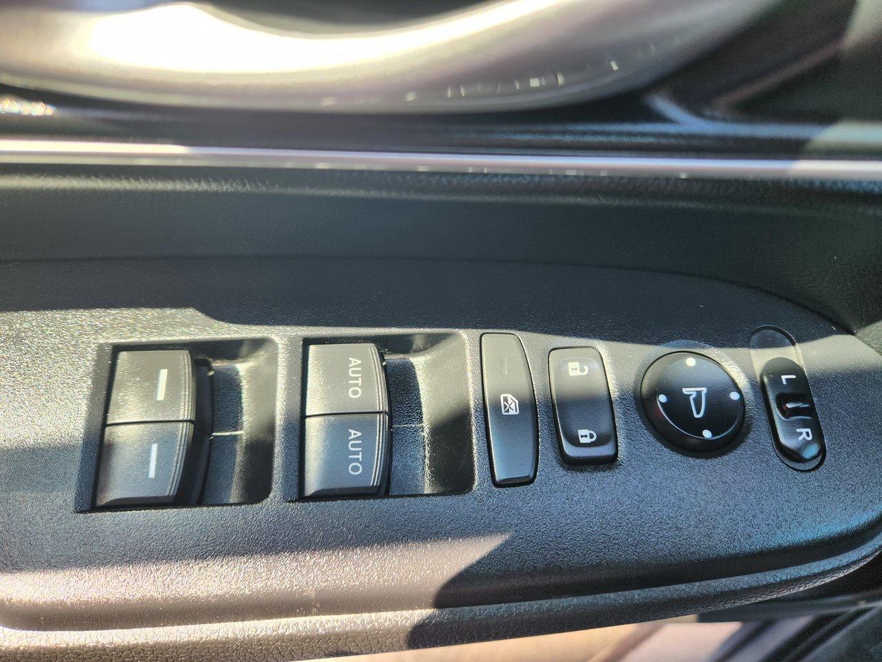 12728304