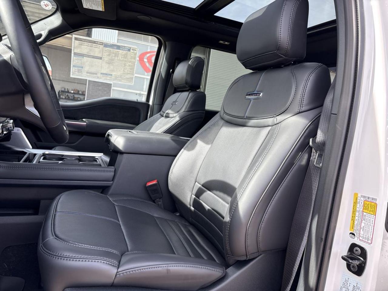 2025 Ford F-350 Super Duty SRW PLATINUM 8' Box 713A Photo5