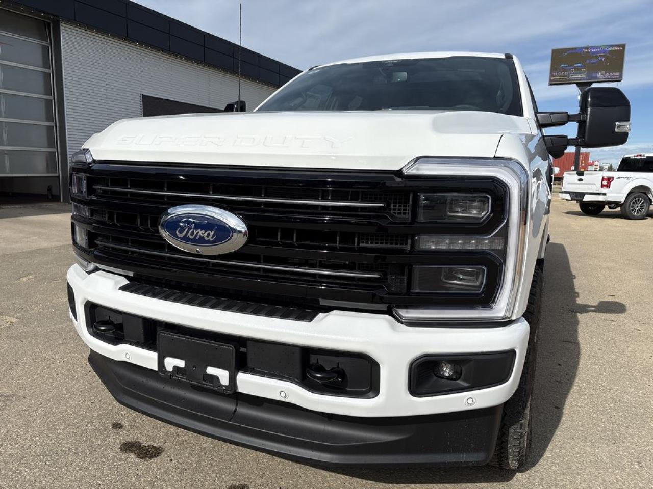2025 Ford F-350 Super Duty SRW PLATINUM 8' Box 713A Photo5