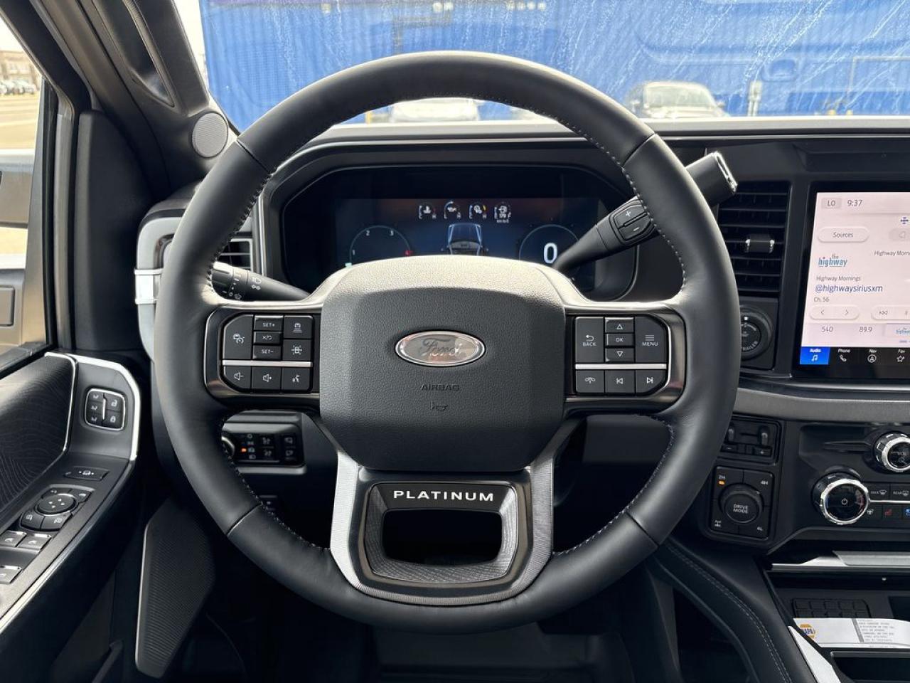 2025 Ford F-350 Super Duty SRW PLATINUM 8' Box 713A Photo5