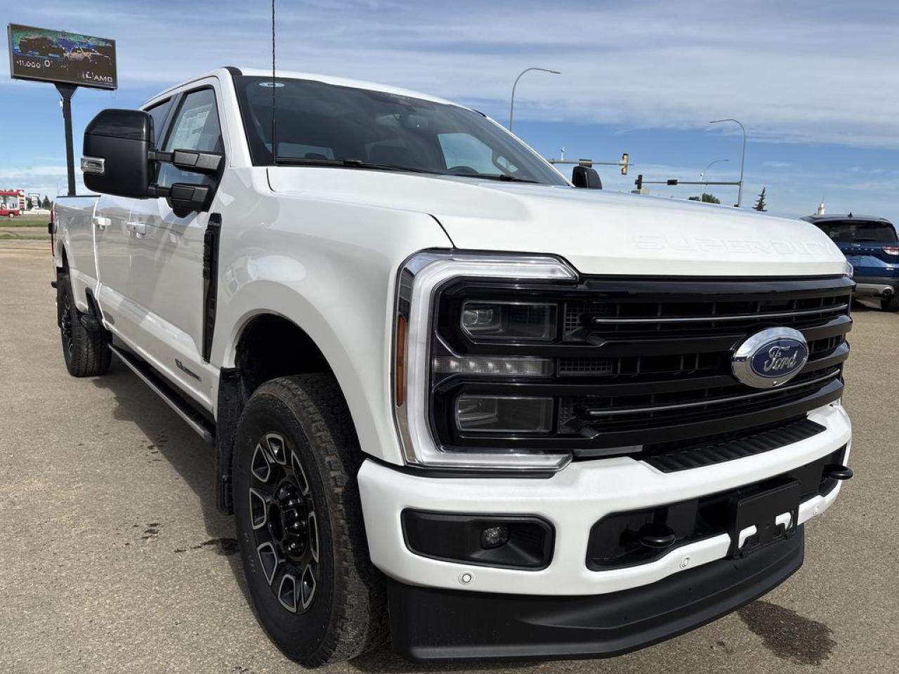 2025 Ford F-350 Super Duty SRW PLATINUM 8' Box 713A Photo5