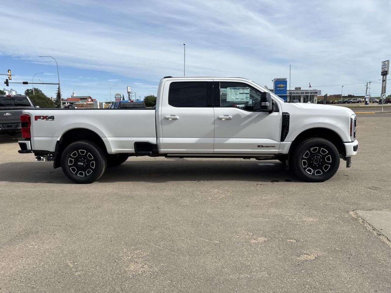 2025 Ford F-350 Super Duty SRW PLATINUM 8' Box 713A Photo5