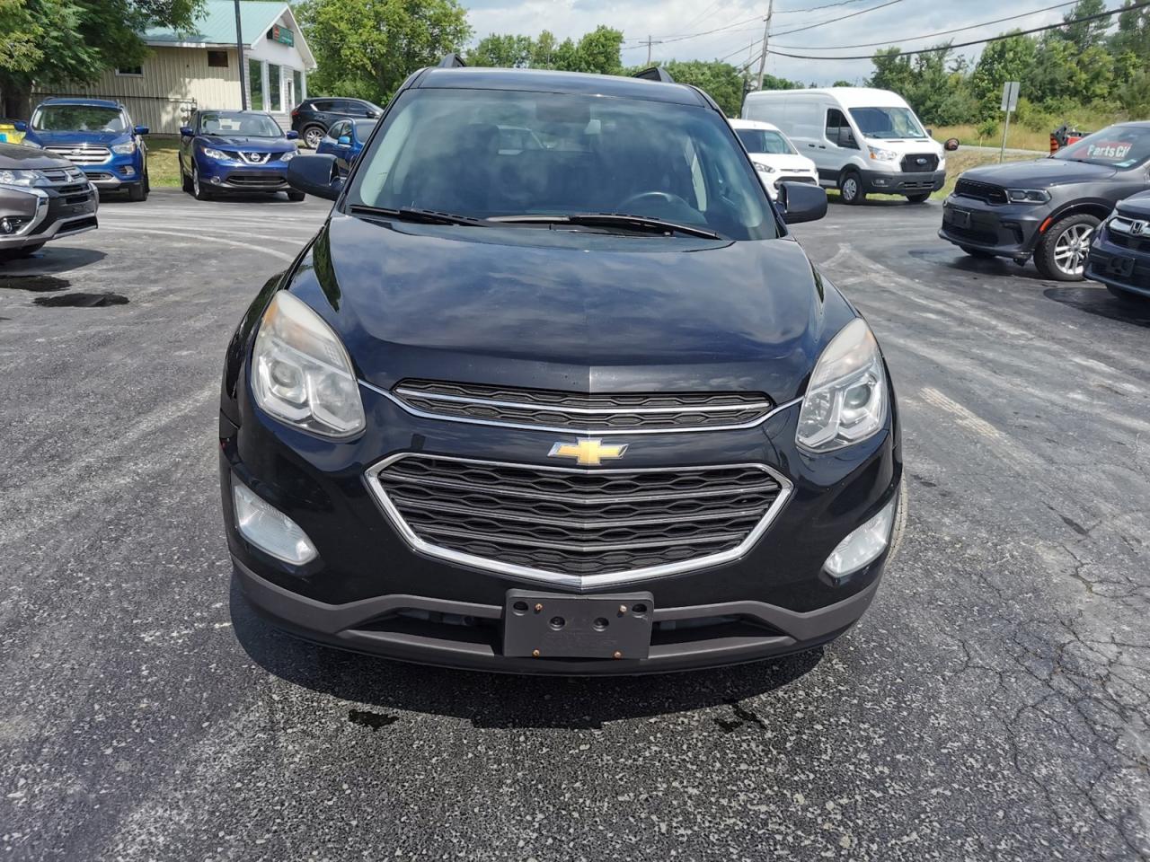2017 Chevrolet Equinox LT - Photo #2