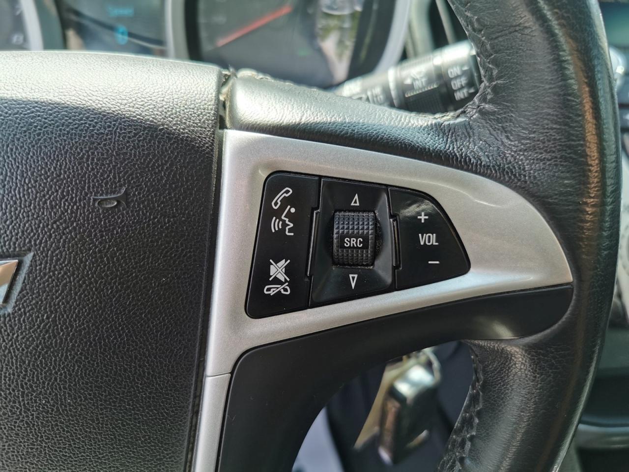 2017 Chevrolet Equinox LT - Photo #18