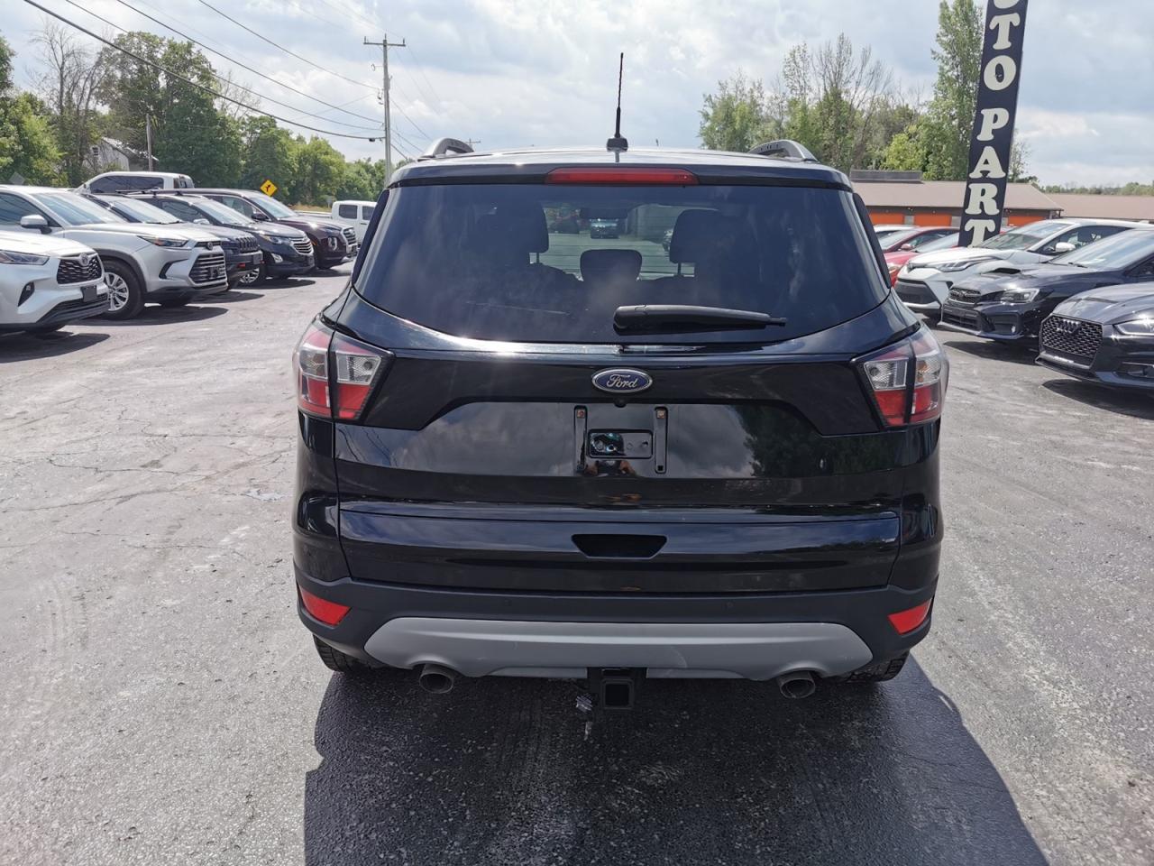 2017 Ford Escape SE - Photo #6