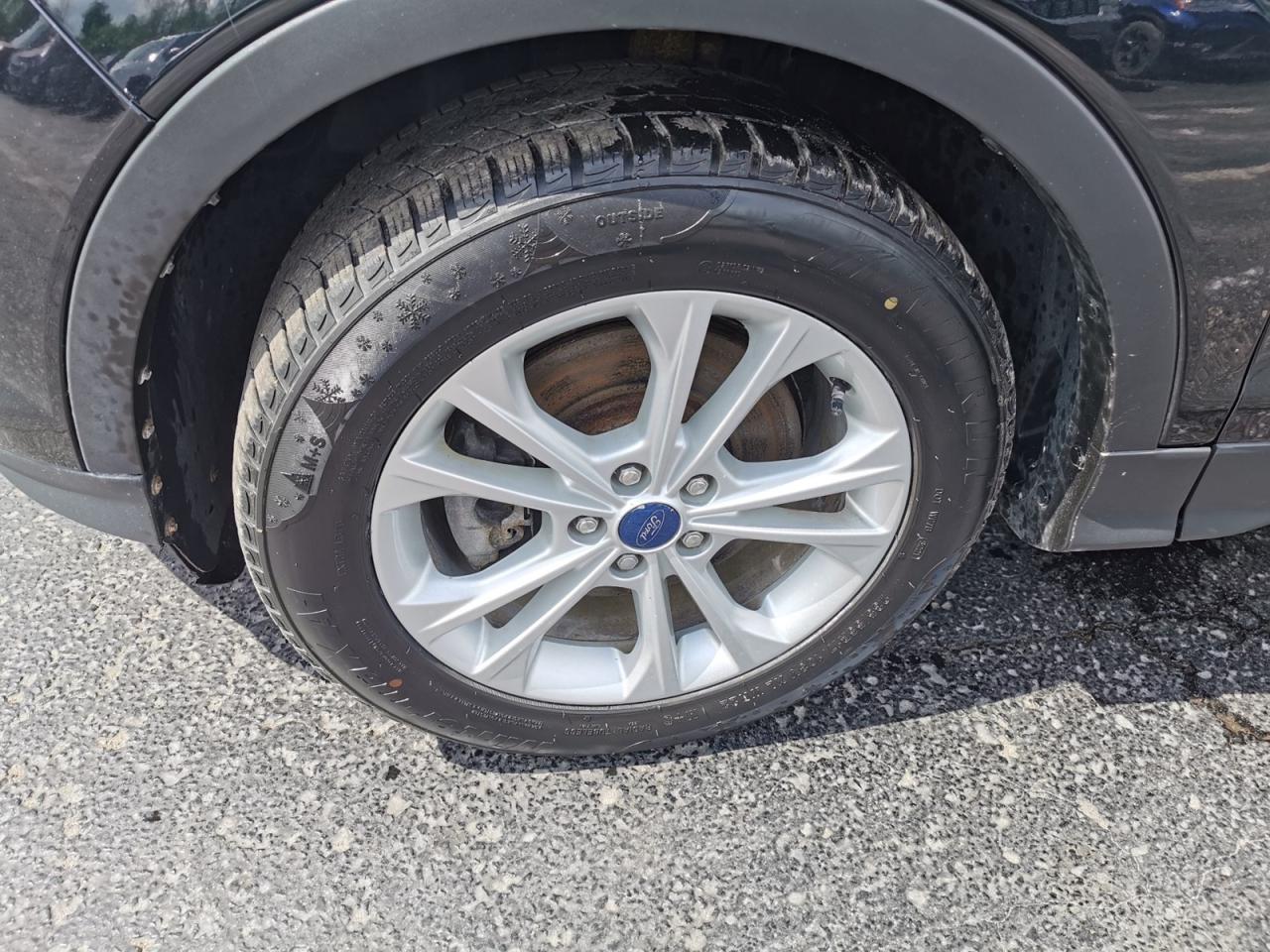 2017 Ford Escape SE - Photo #9