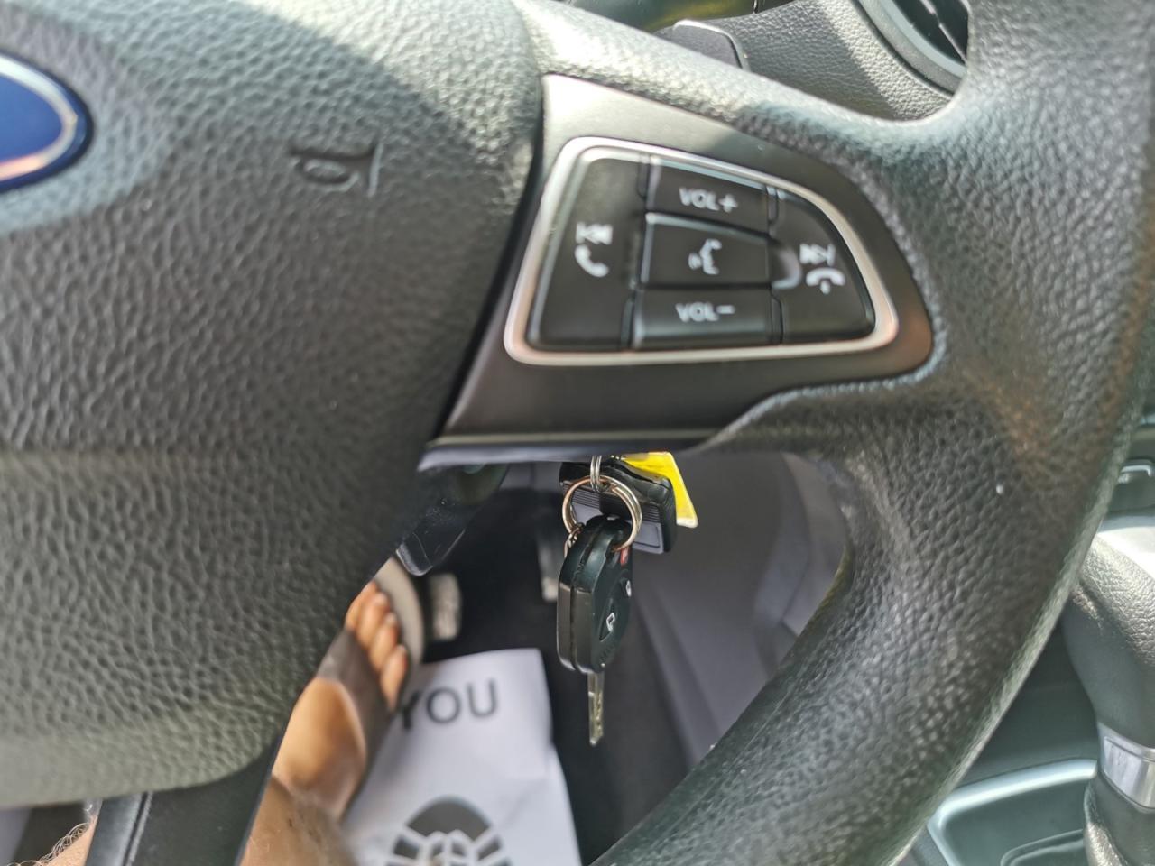 2017 Ford Escape SE - Photo #17