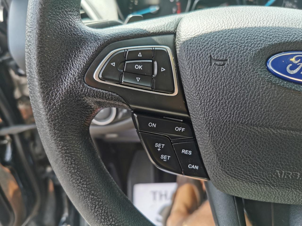 2017 Ford Escape SE - Photo #16