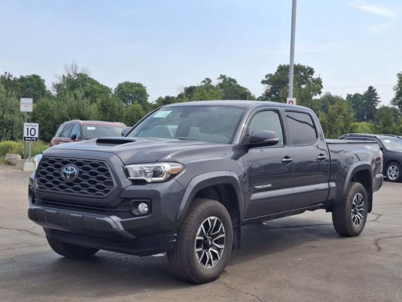 Used 2023 Toyota Tacoma TRD Sport 4x4 | Double Cab | Nav | Adaptive Cruise Control | Apple CarPlay | Android Auto & More ! for sale in Guelph, ON