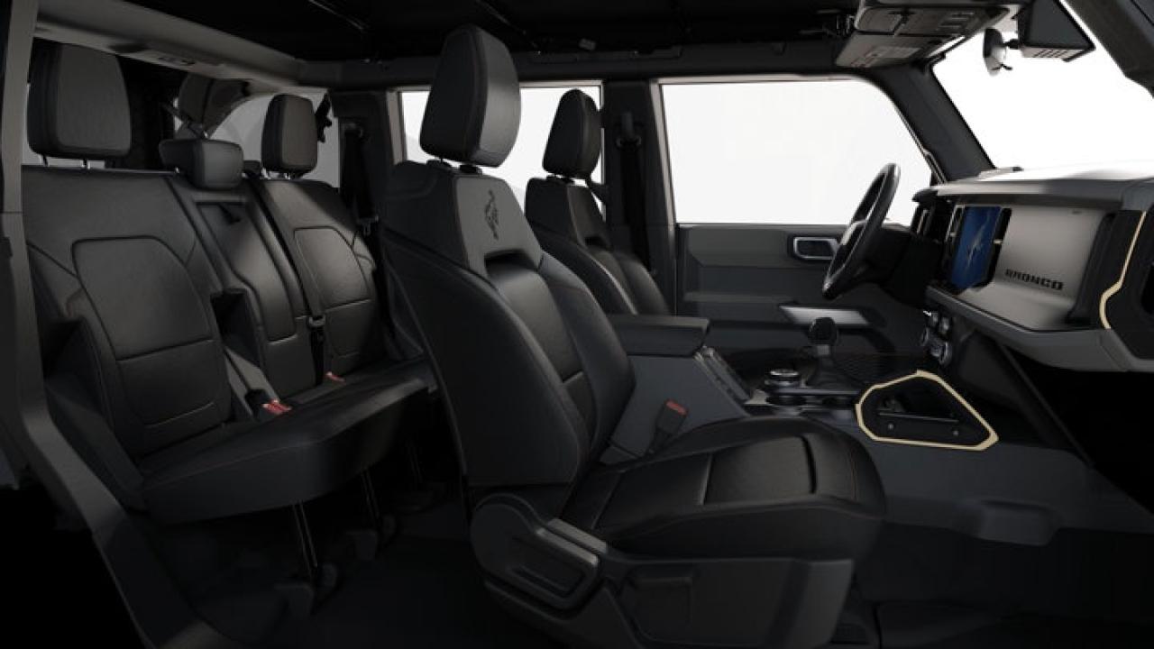 Badlands 4 Door 4x4, 10-Speed Automatic w/OD, Twin Turbo Regular Unleaded V-6 2.7 L/164
