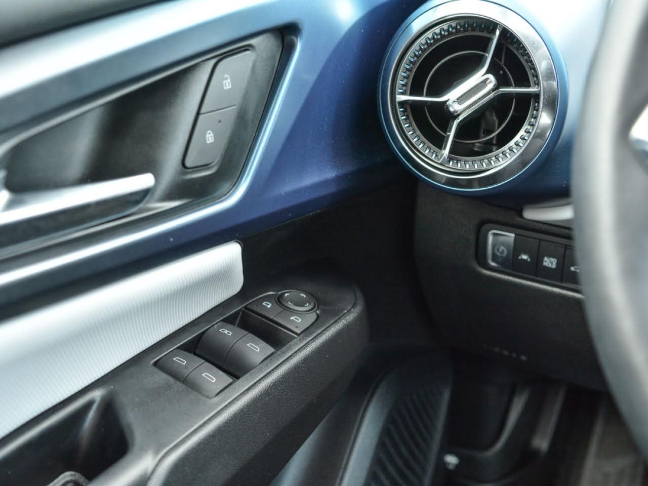 2024 Chevrolet Equinox EV LT Photo