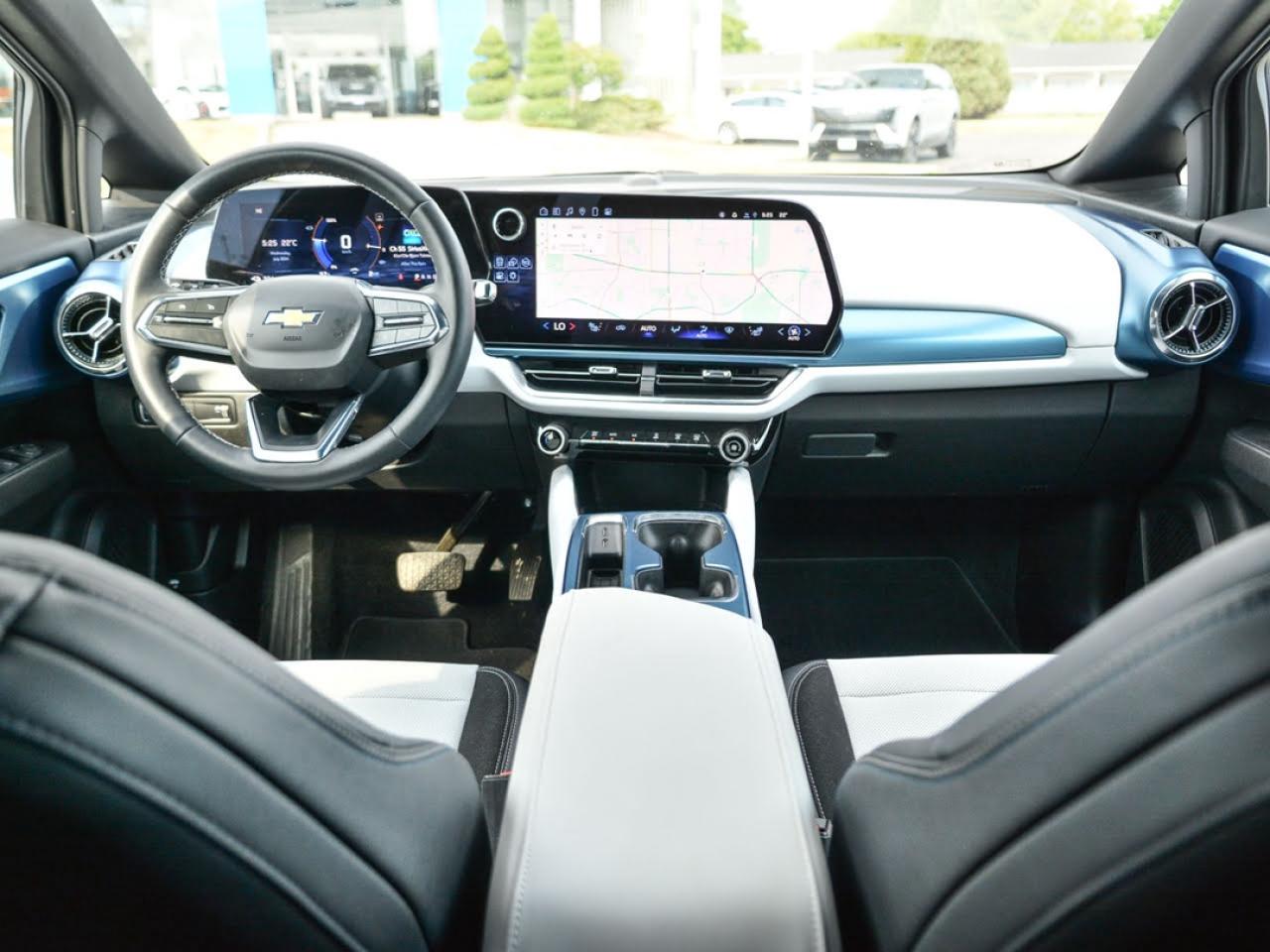 2024 Chevrolet Equinox EV LT Photo