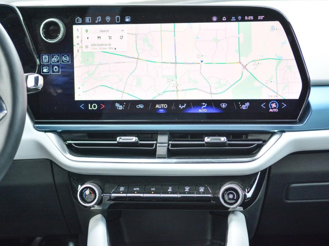 2024 Chevrolet Equinox EV LT Photo