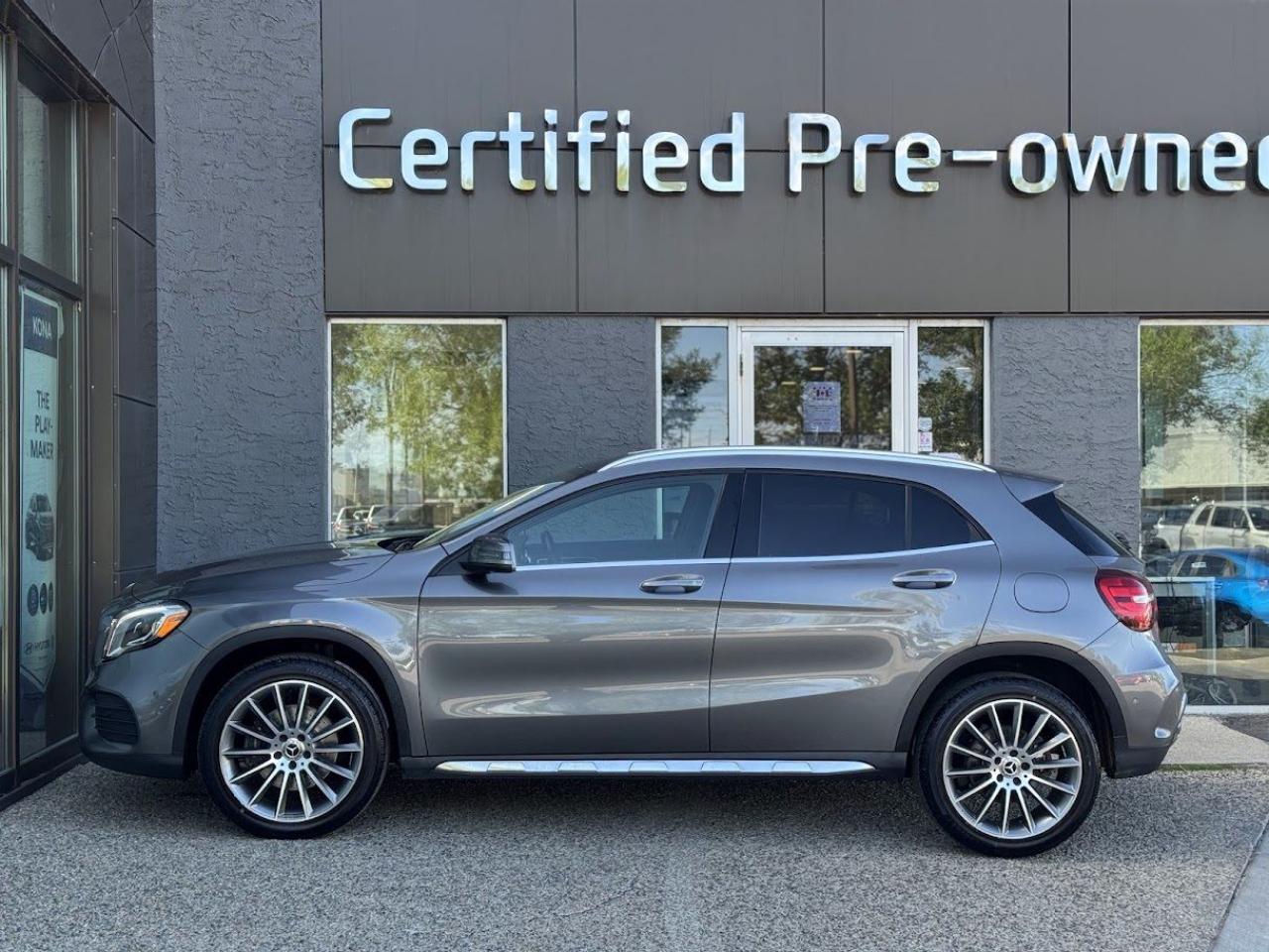 Used 2018 Mercedes-Benz GLA 250 w/ AMG STYLING / AWD / PANORAMIC ROOF for sale in Calgary, AB