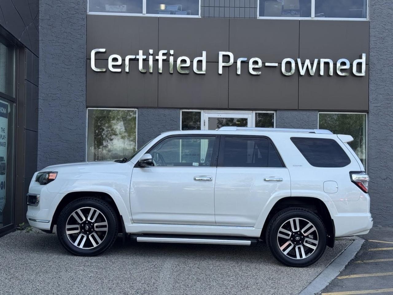 Used 2019 Toyota 4Runner LIMITED w/ LOW KMS / LEATHER / SUNROOF for sale in Calgary, AB