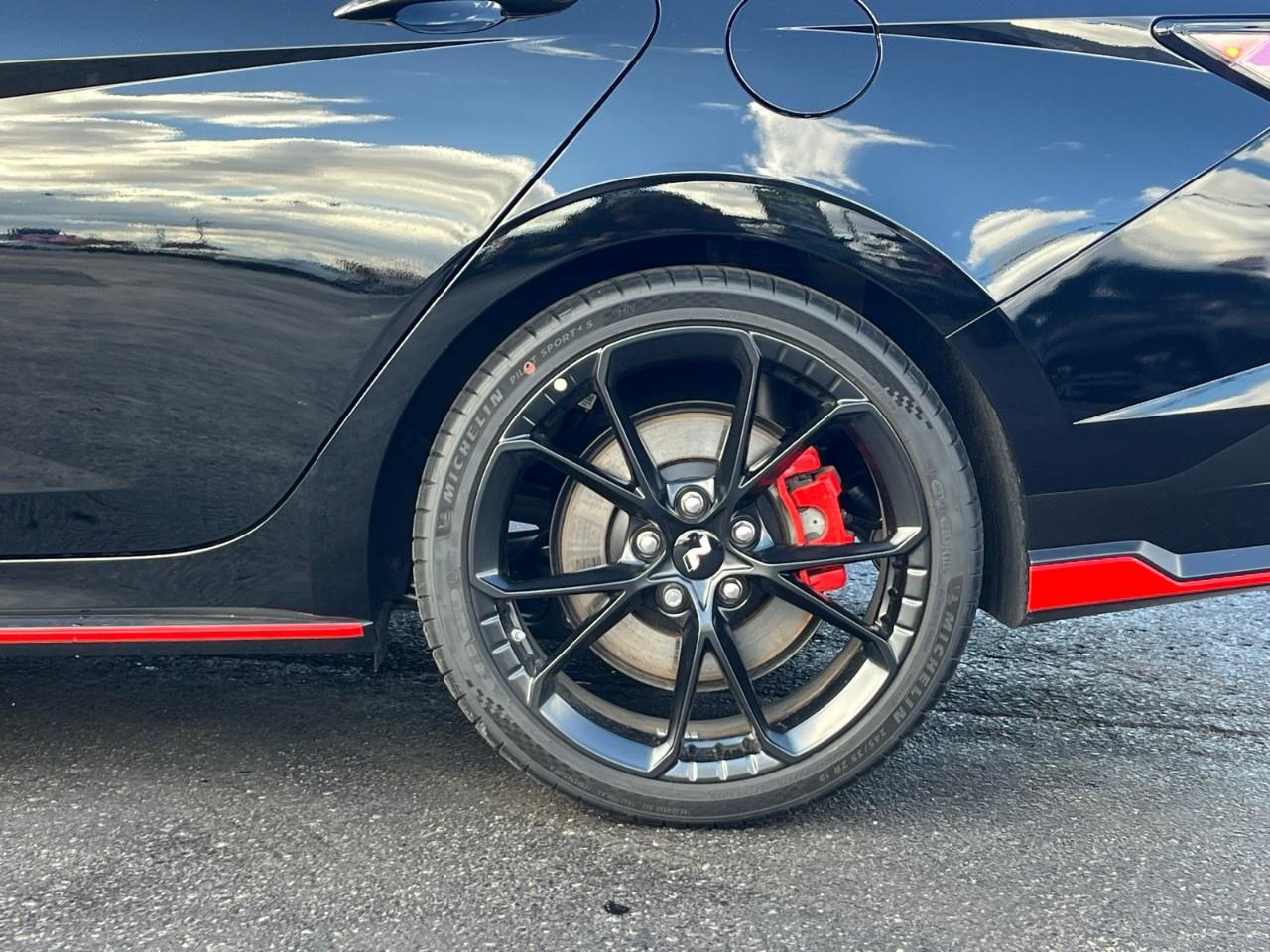 2025 Hyundai Elantra N DCT Photo3