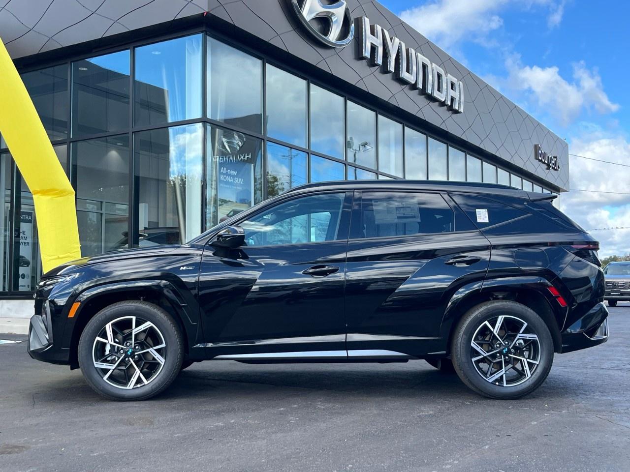 2025 Hyundai Tucson Hybrid N-Line AWD Photo2
