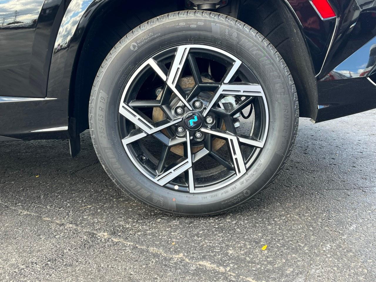 2025 Hyundai Tucson Hybrid N-Line AWD Photo3